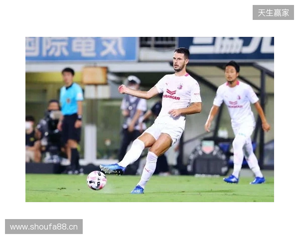 官方:37岁陈柏良加盟定南赣联,身披17号球衣 官方:37岁陈柏良加盟定南赣联,身披17号球衣